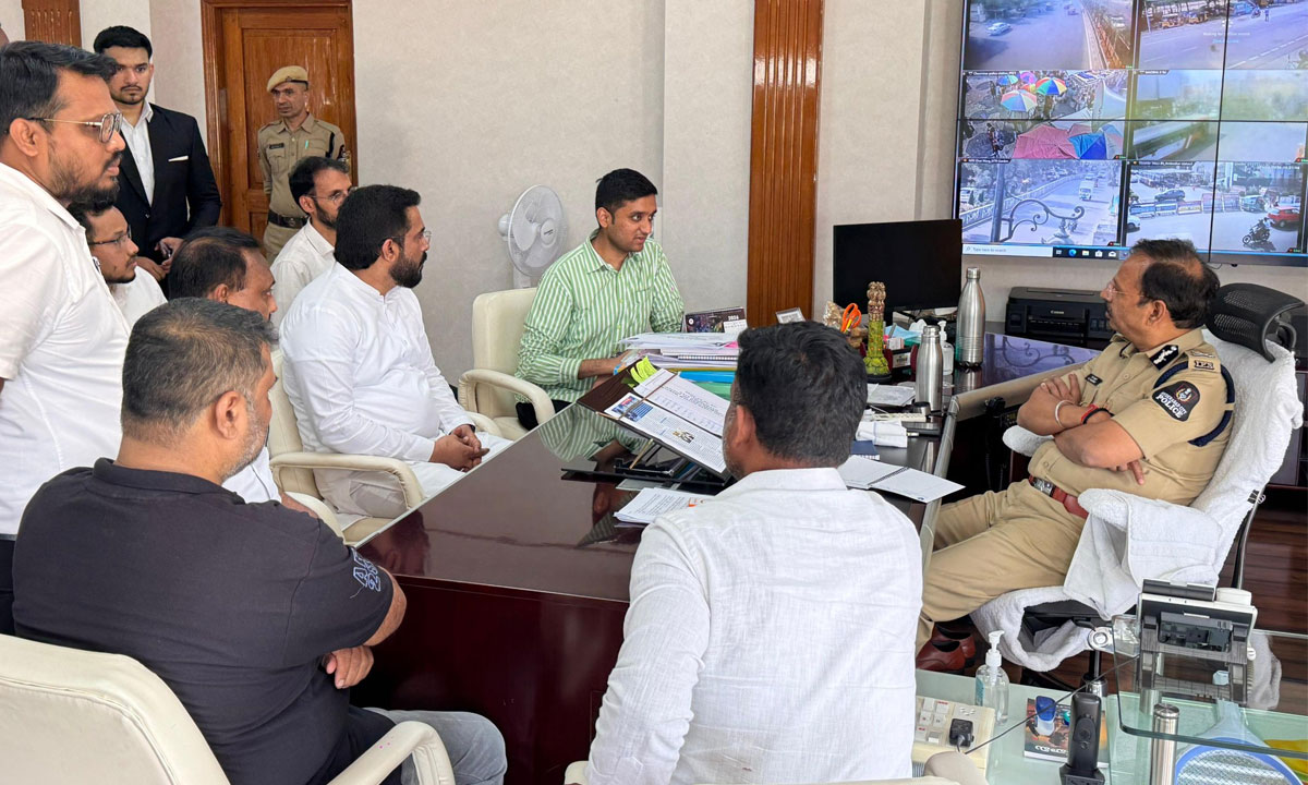 AIMIM MLA seeks speedy probe into advocate Moizuddin murder case